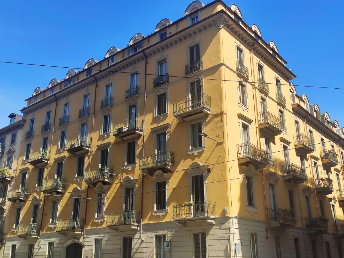 Appartamento Su Cortile Magico تورينو المظهر الخارجي الصورة
