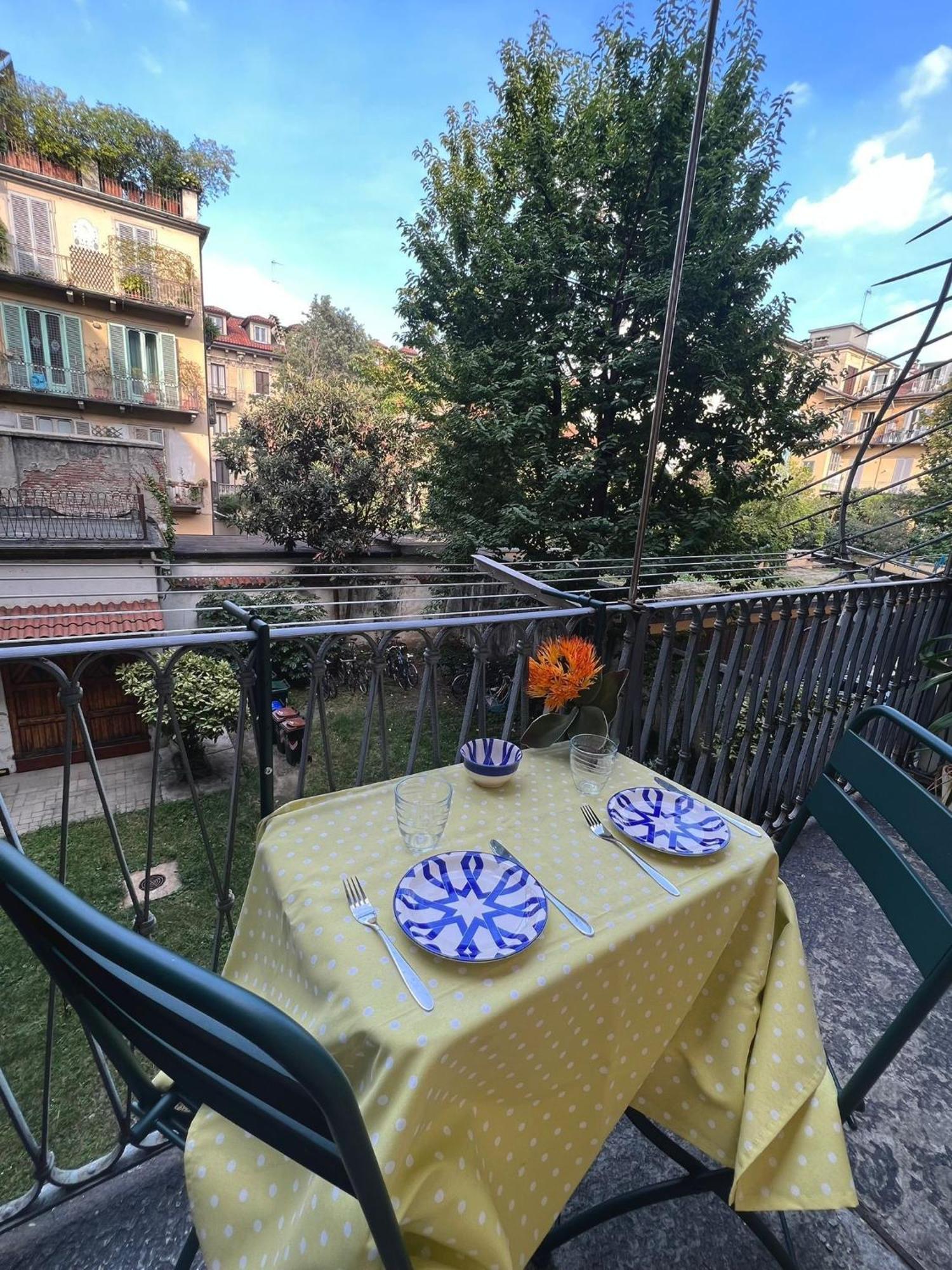 Appartamento Su Cortile Magico تورينو المظهر الخارجي الصورة
